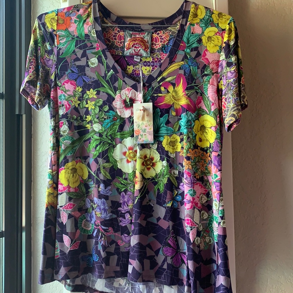 NWT Johnny Was Cisco Favorite V Neck